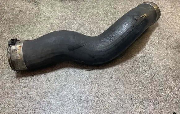 BMW 3 GT F34 Intercooler hose/pipe BMW1161 8513851 7704