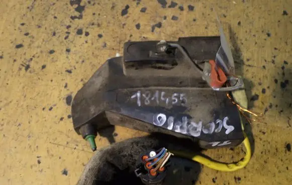 Ford Scorpio Rear door lock
