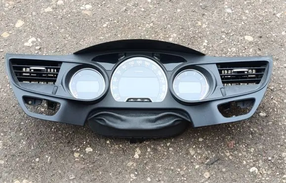 Citroen C5 Speedometer (instrument cluster) 9666324480 PE0002031 23119770270112