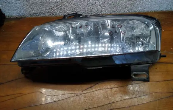 Fiat Stilo Headlight/headlamp 517126430