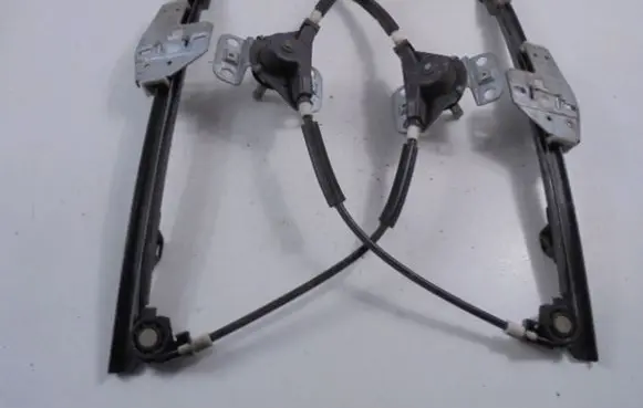 Volkswagen PASSAT B4 Rear door manual window regulator 3A0839401D