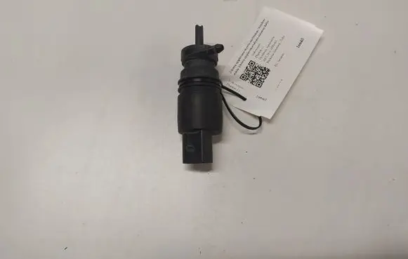 Volkswagen Phaeton Headlight washer pump 