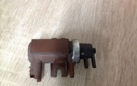 Peugeot 307 Turbo solenoid valve 9654282880