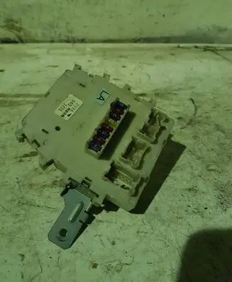 Infiniti Q45 III Fuse module