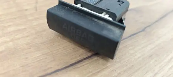 Skoda Octavia Mk2 (1Z) Passenger airbag on/off switch 1Z0919235B
