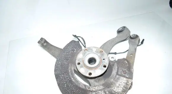 BMW 5 F10 F11 Front wheel hub 6777751 31216777751 31214082761