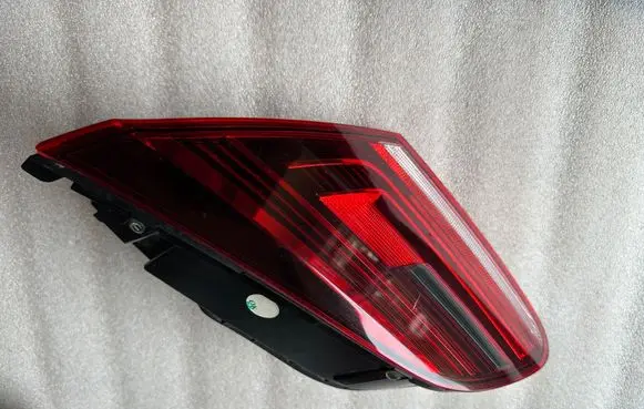 Volkswagen PASSAT CC Tailgate rear/tail lights 3C8945308P 81180201