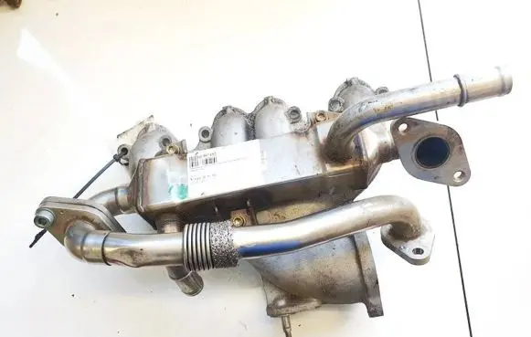 Volkswagen PASSAT B5.5 Intake manifold 038120713ag