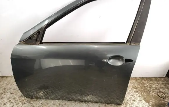 Alfa Romeo 156 Front door 650A