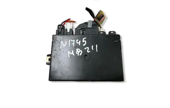 Mercedes-Benz E W211 Tailgate/trunk control unit/module A2118705626