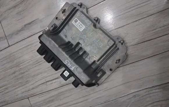 Mini One - Cooper R50 - 53 Engine control unit/module ECU 8654460-01