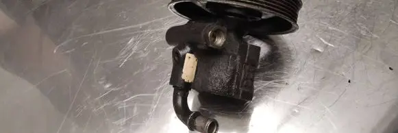 Opel Vectra B Power steering pump pulley 90409788