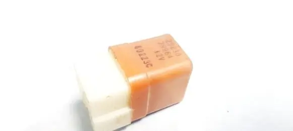 Nissan Almera N16 Other relay 2523079964