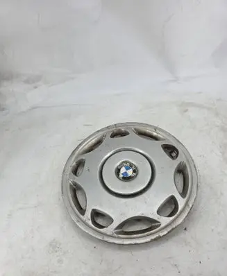 BMW 3 E36 R15 wheel hub/cap/trim 36131180104
