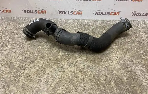 Volkswagen Polo V 6R Engine coolant pipe/hose 323220