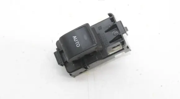 Lexus CT 200H Electric window control switch 192801