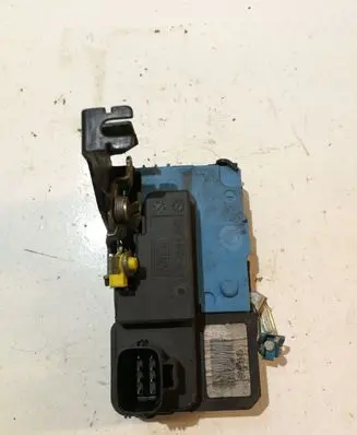 Volvo V70 Front door lock