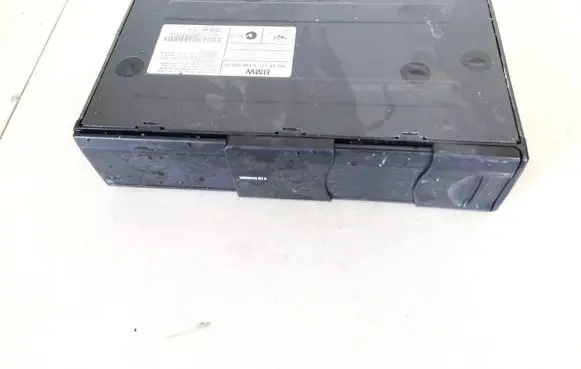 CD/DVD changer