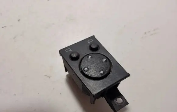 Audi A6 S6 C4 4A Wing mirror switch 4A0959565 038382