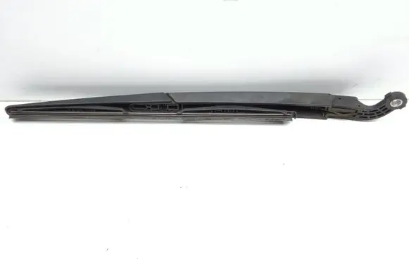 Volvo XC90 Rear wiper blade arm 