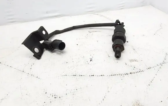 KIA Sorento Oil pressure sensor 94764A000