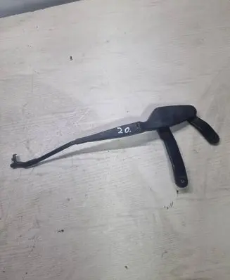 Mercedes-Benz C W204 Front wiper blade arm A2048201544