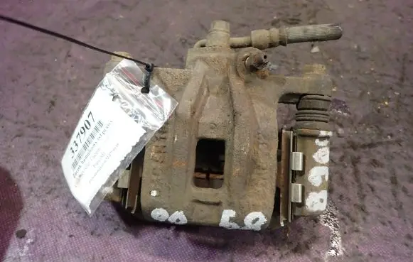 Chevrolet Lacetti Rear brake caliper