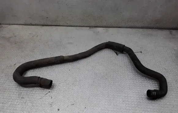 Mazda 3 I Engine coolant pipe/hose