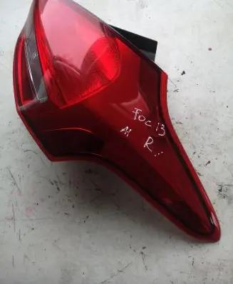 Ford Focus Rear/tail lights F1EB13404B