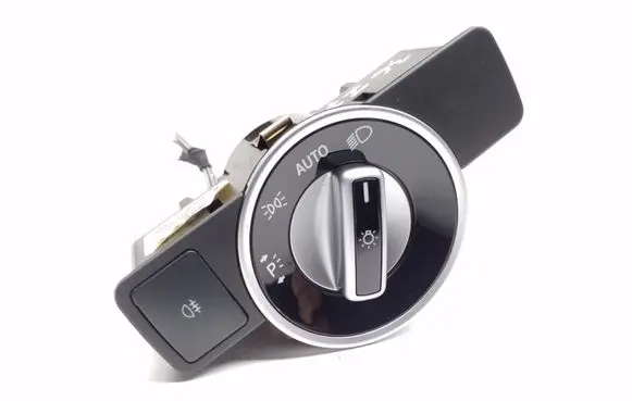Mercedes-Benz C W204 Light switch A2129050551