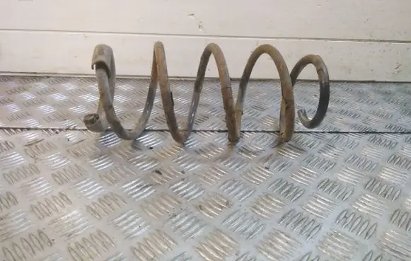 Opel Vectra C Front coil spring