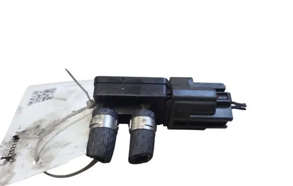 Jaguar XF X250 Exhaust gas pressure sensor 6G9N5L200AA 101520673301