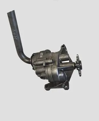 Mercedes-Benz Vito Viano W639 Oil pump A6461810247 6111810201