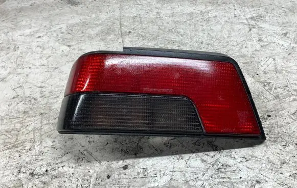 Peugeot 405 Rear/tail lights 2217G