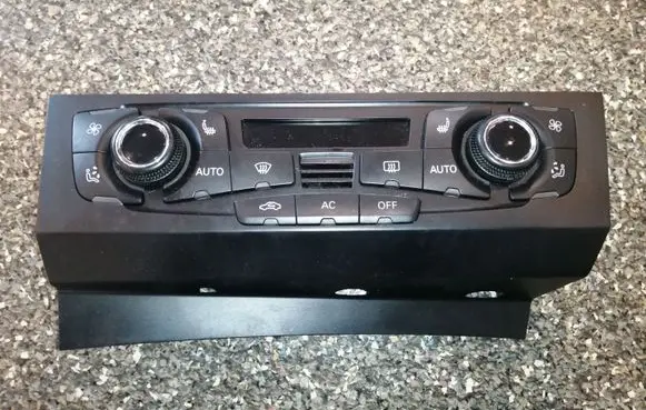 Audi A4 S4 B8 8K Climate control unit 8T1820043AQ