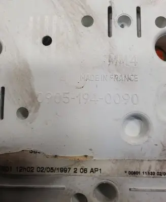Volkswagen PASSAT B5 Speedometer (instrument cluster) 09051940090 0060112M0202