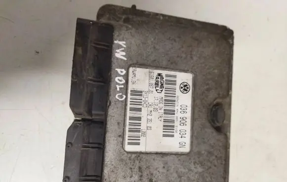 Volkswagen Polo III 6N 6N2 6NF Engine control unit/module 036906034