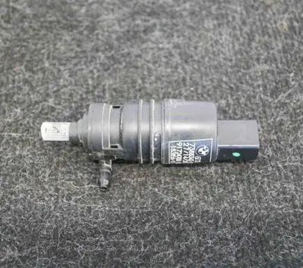 BMW X3 F25 Windscreen/windshield washer pump 7388343