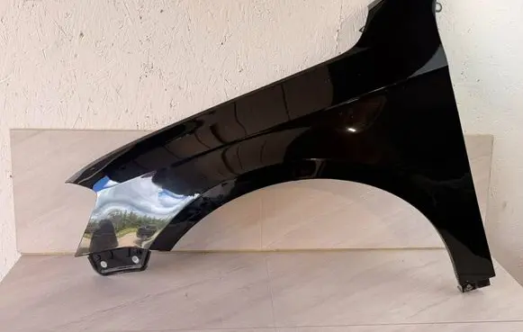 Volkswagen PASSAT B7 Fender 