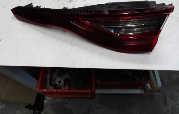 Renault Megane IV Tailgate rear/tail lights 265506075R 90083569 9008356911E8