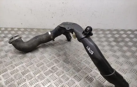 Volkswagen Golf Plus Intercooler hose/pipe 5N0145840F