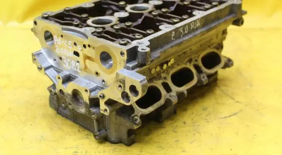 Audi A8 S8 D3 4E Engine head 06C103373F
