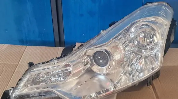 Citroen C-Crosser Headlight/headlamp