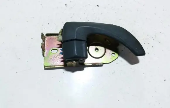 KIA Sorento Front door interior handle