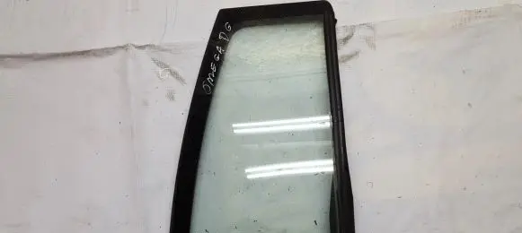 Opel Omega B1 Rear vent window glass 