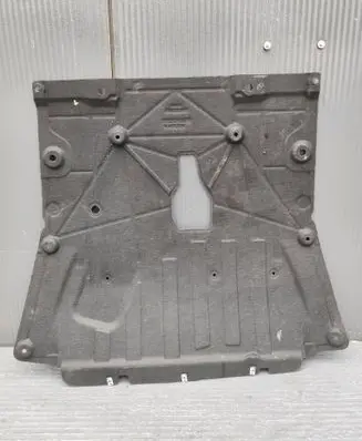 Dacia Duster III Engine splash shield/under tray 758928657R