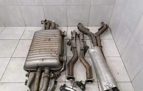 Aston Martin Virage Rear muffler/silencer tail pipe AD435230AG