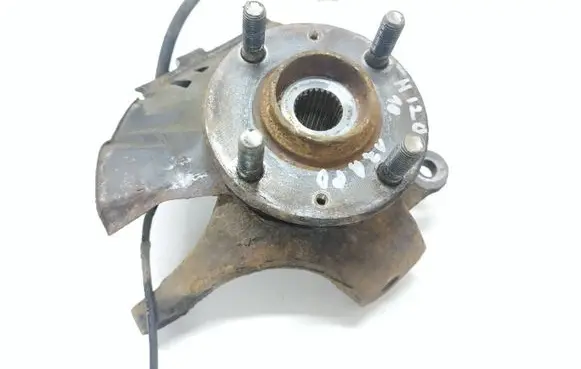 Hyundai i20 (PB PBT) Front wheel hub