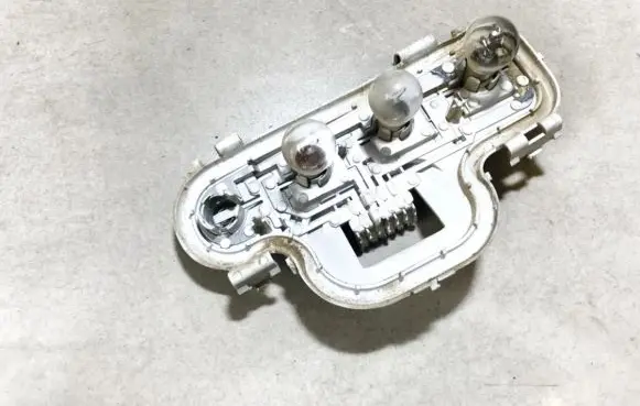 Opel Astra G Tail light bulb cover holder 29058010