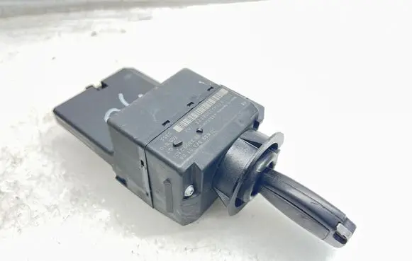 Mercedes-Benz Vito Viano W639 Ignition lock 6395450108
